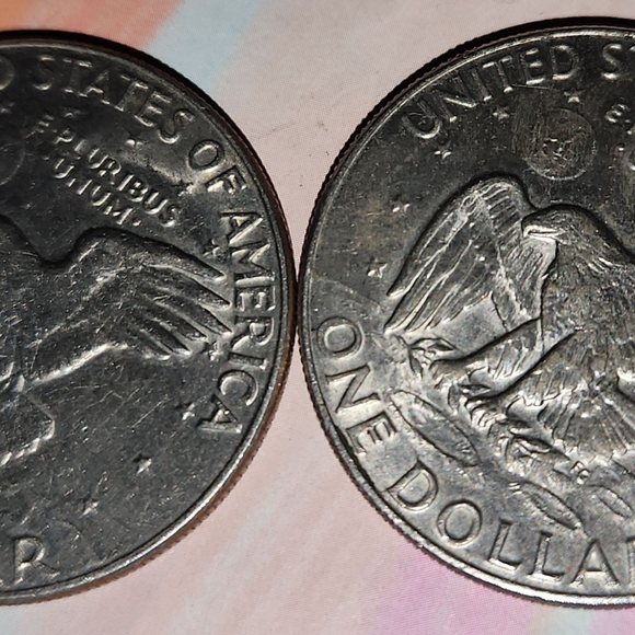 VINTAGE COINS 1977 Eisenhower D silver dollars and a mix of other pure silver - Picture 16 of 16